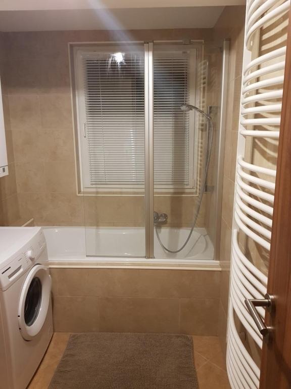 Apartment Apartman Silver *