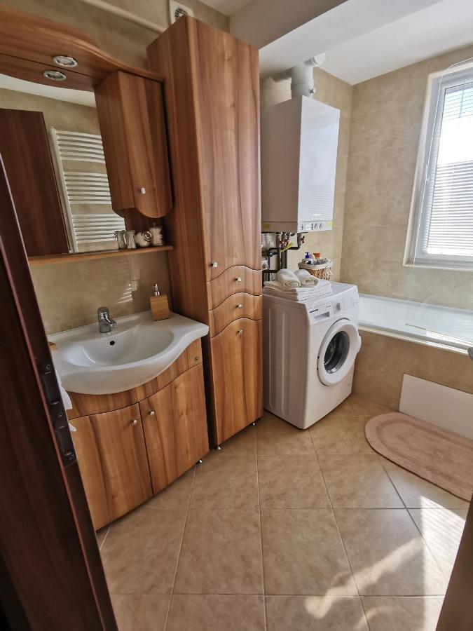 Apartment Apartman Silver
